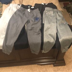 Boys size 7/8 fleece lined jogging pants